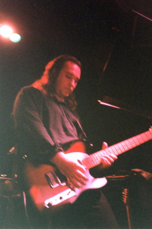 1997-12-01dave_davies.jpg